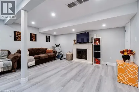 121 Melita Street Ingersoll ON N5C 3T3