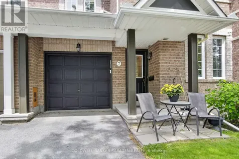 7 Barnstone Drive Ottawa ON K2G 6X2