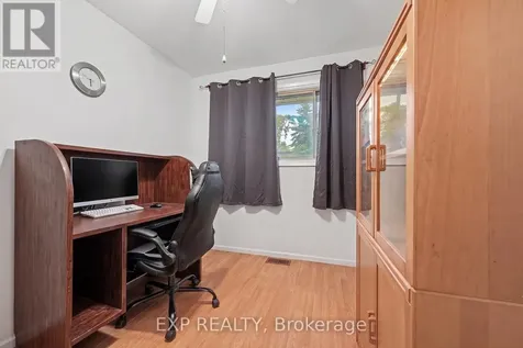 685 Crystal Street Ottawa ON K1K 2G1