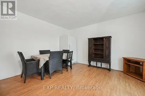 685 Crystal Street Ottawa ON K1K 2G1