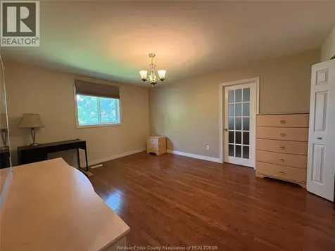 3717 Maguire Street Windsor ON N9E 4V3