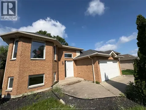 3717 Maguire Street Windsor ON N9E 4V3