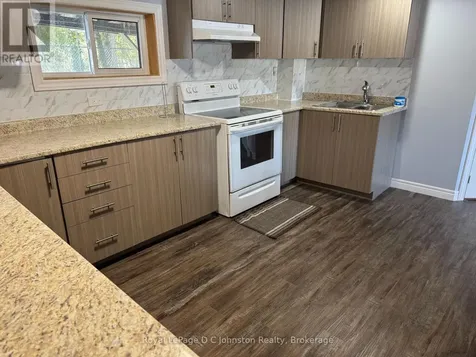 341 Palmerston Street Saugeen Shores ON N0H 2L0