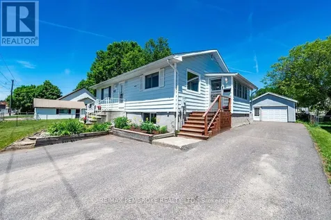 615 Lorne Street Laurentian Valley ON K8A 6T3