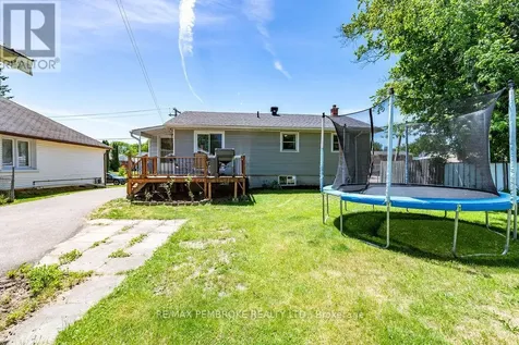 615 Lorne Street Laurentian Valley ON K8A 6T3