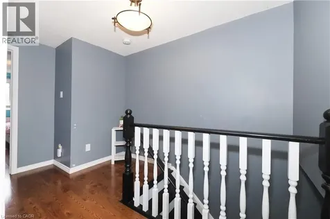 17 Ristau Crescent Kitchener ON N2E 3A7