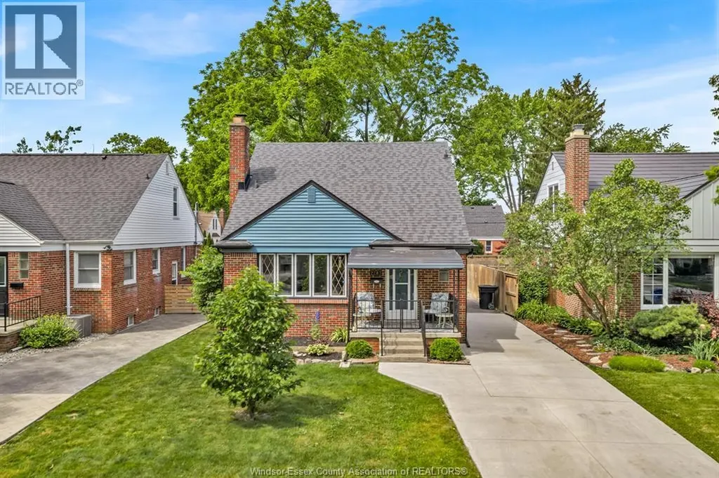 2283 Gladstone Avenue Windsor ON N8W 2N8