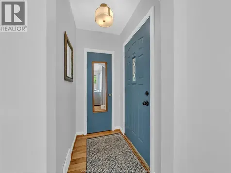 2283 Gladstone Avenue Windsor ON N8W 2N8