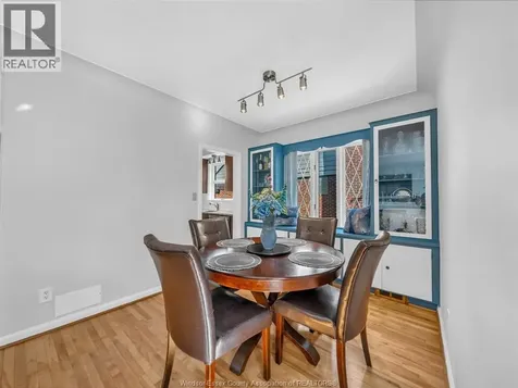 2283 Gladstone Avenue Windsor ON N8W 2N8