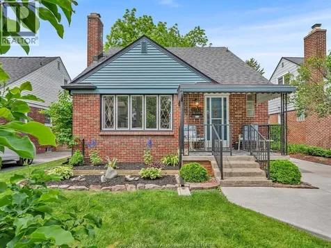 2283 Gladstone Avenue Windsor ON N8W 2N8