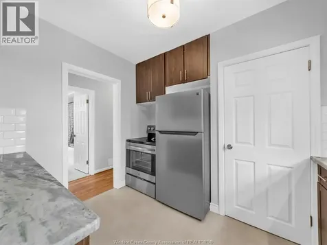 2283 Gladstone Avenue Windsor ON N8W 2N8