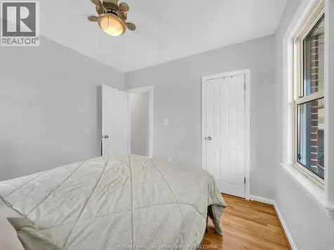2283 Gladstone Avenue Windsor ON N8W 2N8