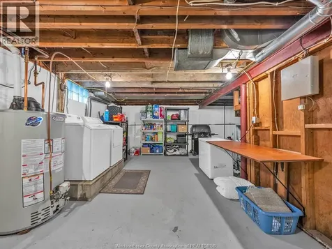 2283 Gladstone Avenue Windsor ON N8W 2N8