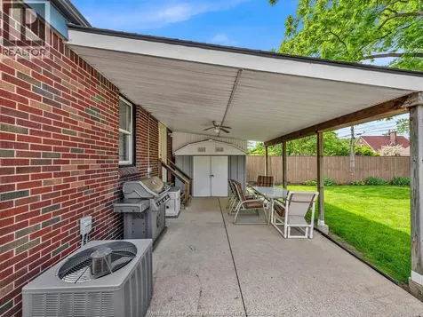 2283 Gladstone Avenue Windsor ON N8W 2N8