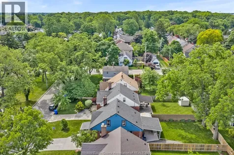 2283 Gladstone Avenue Windsor ON N8W 2N8