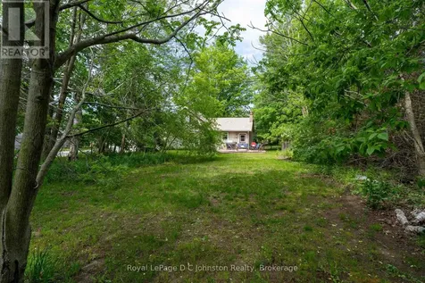 561 Wellington Street Saugeen Shores ON N0H 2C4