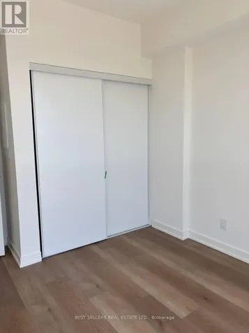 33 Erie Avenue Brantford ON N3S 2E7