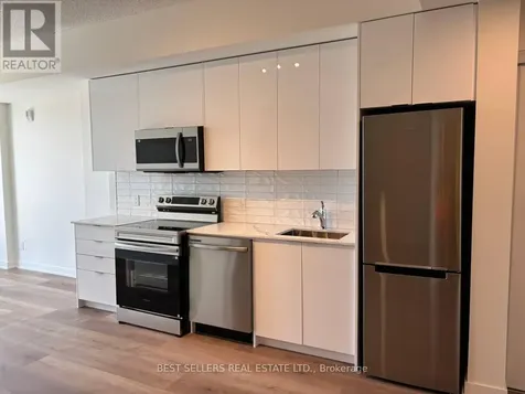 33 Erie Avenue Brantford ON N3S 2E7