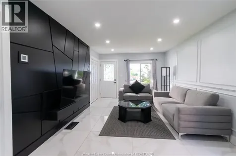 629 Stanley Windsor ON N8X 3B3