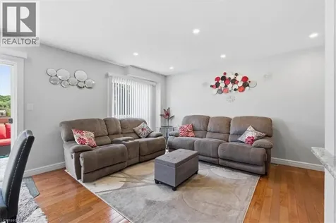 84 Westmeadow Drive Kitchener ON N2N 3P1