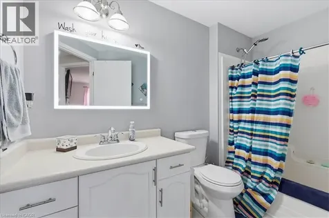 84 Westmeadow Drive Kitchener ON N2N 3P1
