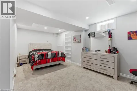 84 Westmeadow Drive Kitchener ON N2N 3P1