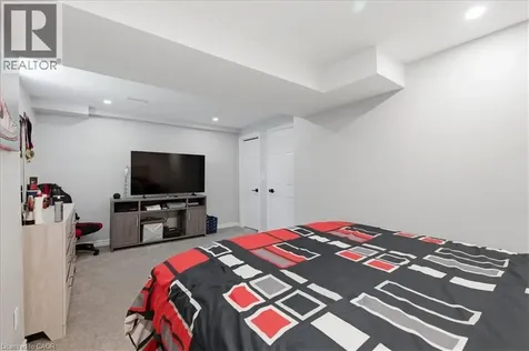 84 Westmeadow Drive Kitchener ON N2N 3P1