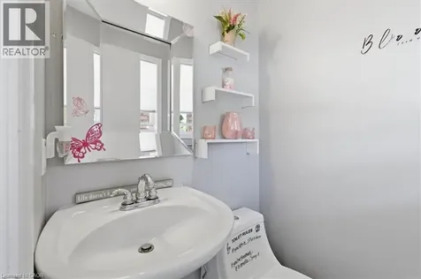 84 Westmeadow Drive Kitchener ON N2N 3P1