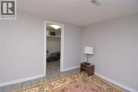 185 Rosslyn Avenue North Hamilton ON L8L 7P8