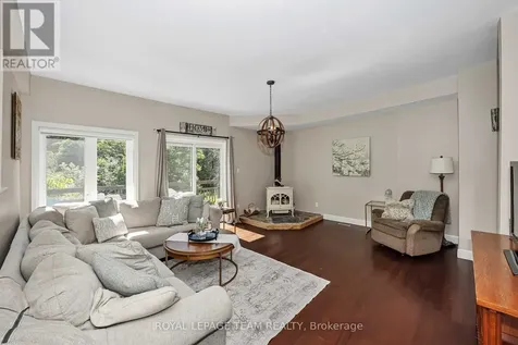 104 Sol Lane Ottawa ON K0A 3M0