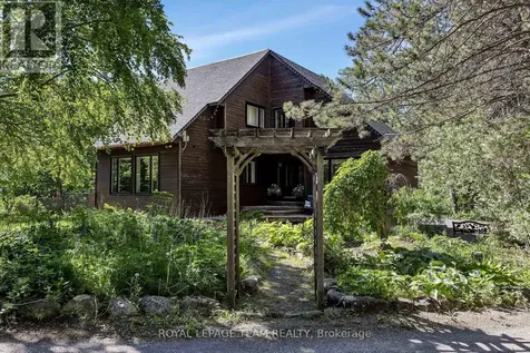 104 Sol Lane Ottawa ON K0A 3M0