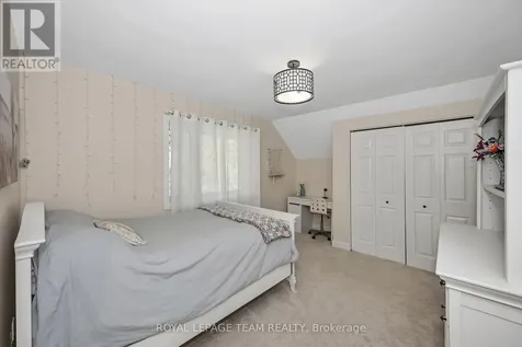 104 Sol Lane Ottawa ON K0A 3M0