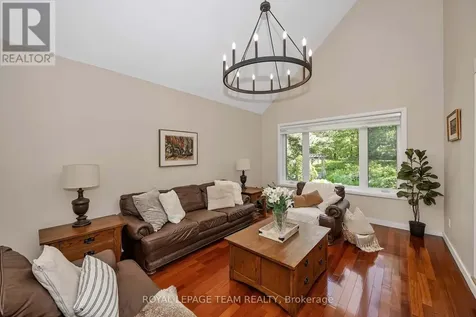 104 Sol Lane Ottawa ON K0A 3M0