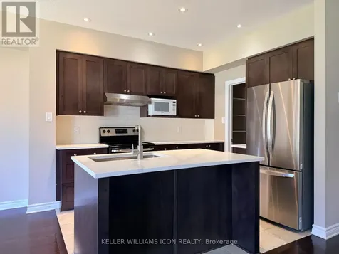 871 Fletcher Circle Ottawa ON K2T 0B8