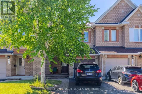 316 Bryarton Street Ottawa ON K1C 7R5