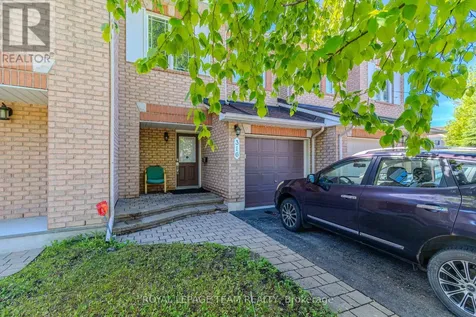 316 Bryarton Street Ottawa ON K1C 7R5