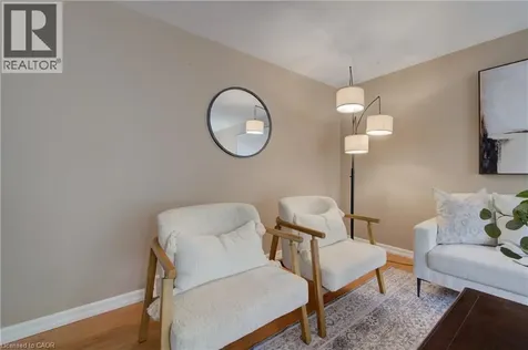 435 Lee Avenue Waterloo ON N2K 2G4
