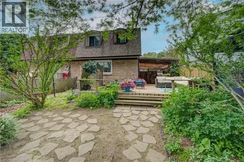 435 Lee Avenue Waterloo ON N2K 2G4