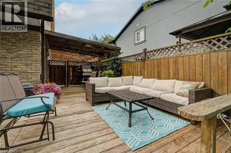 435 Lee Avenue Waterloo ON N2K 2G4