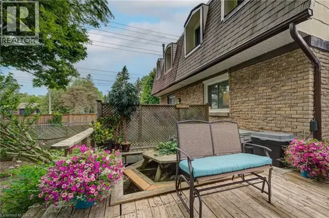 435 Lee Avenue Waterloo ON N2K 2G4