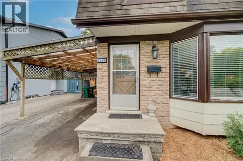 435 Lee Avenue Waterloo ON N2K 2G4