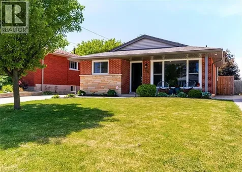74 Greeningdon Drive Hamilton ON L9A 3A7