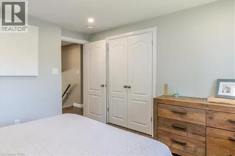 74 Greeningdon Drive Hamilton ON L9A 3A7