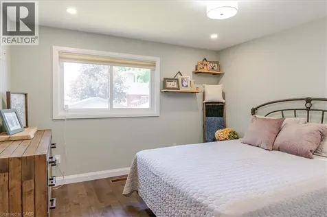 74 Greeningdon Drive Hamilton ON L9A 3A7