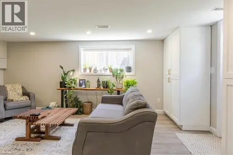 74 Greeningdon Drive Hamilton ON L9A 3A7