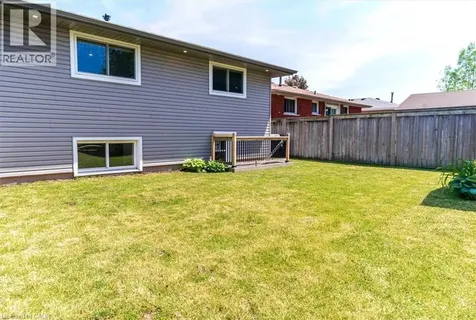 74 Greeningdon Drive Hamilton ON L9A 3A7
