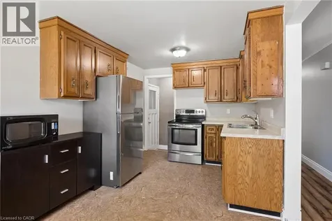 103 Belwood Crescent Kitchener ON N2C 1Z4