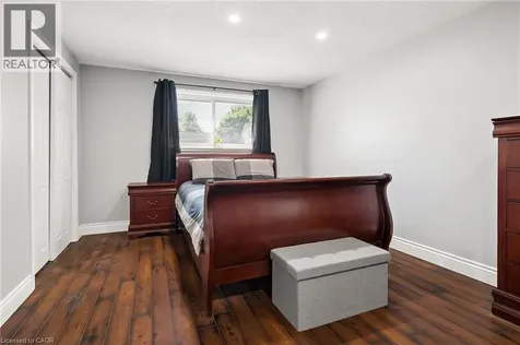 103 Belwood Crescent Kitchener ON N2C 1Z4