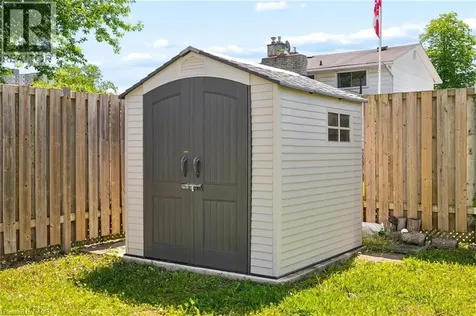 103 Belwood Crescent Kitchener ON N2C 1Z4