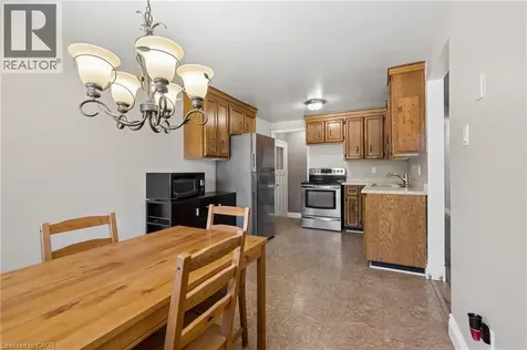103 Belwood Crescent Kitchener ON N2C 1Z4